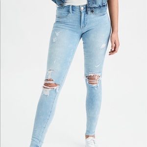 On sale!!! American Eagle Jeans